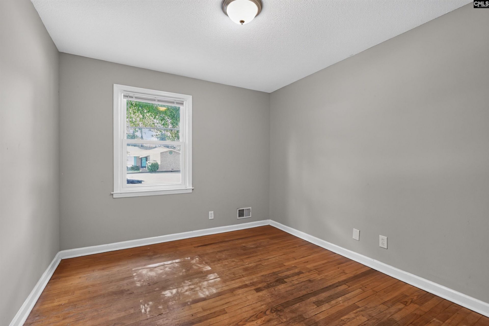 609 Westover Road Photo 21