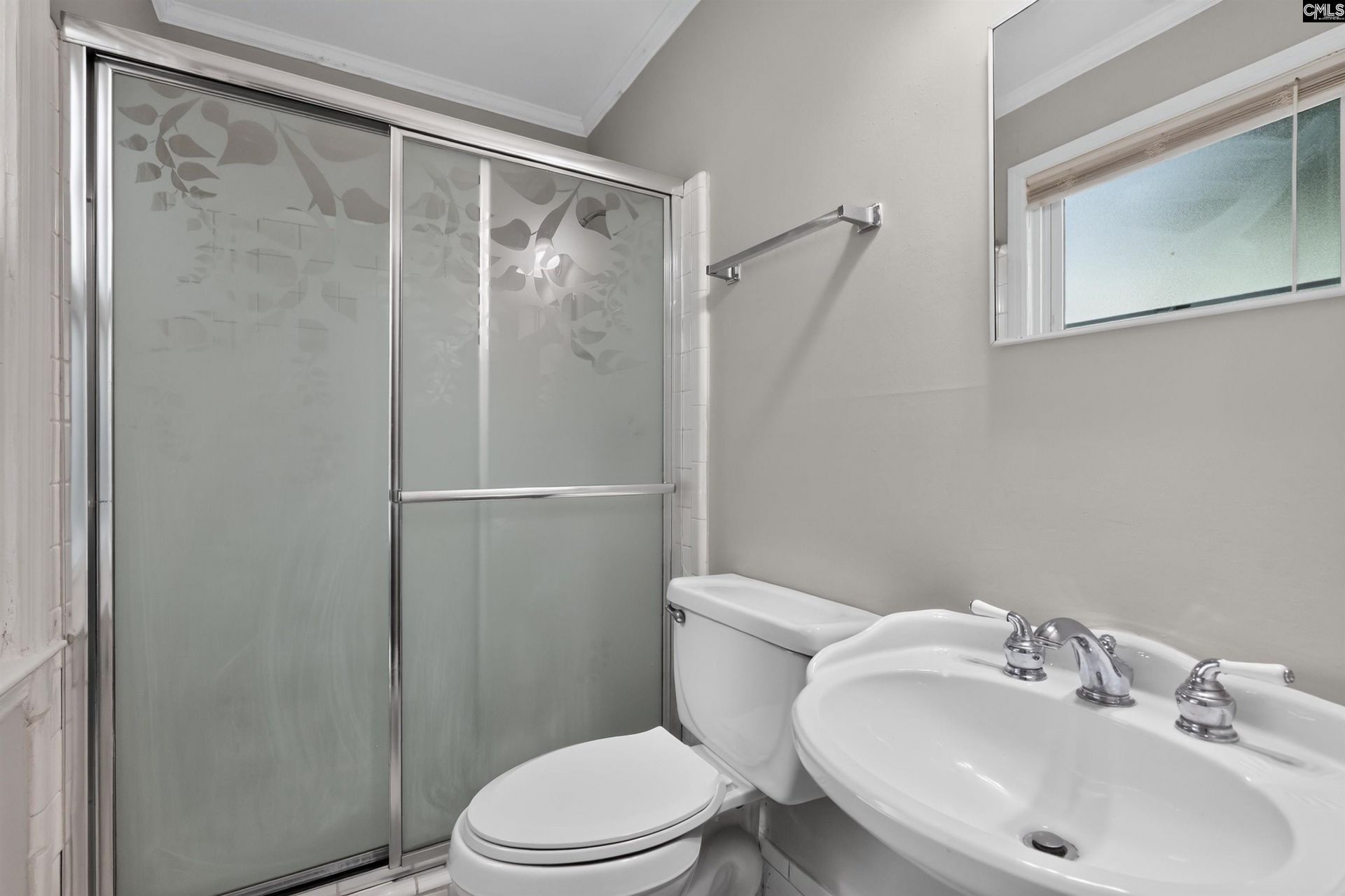 609 Westover Road Photo 28
