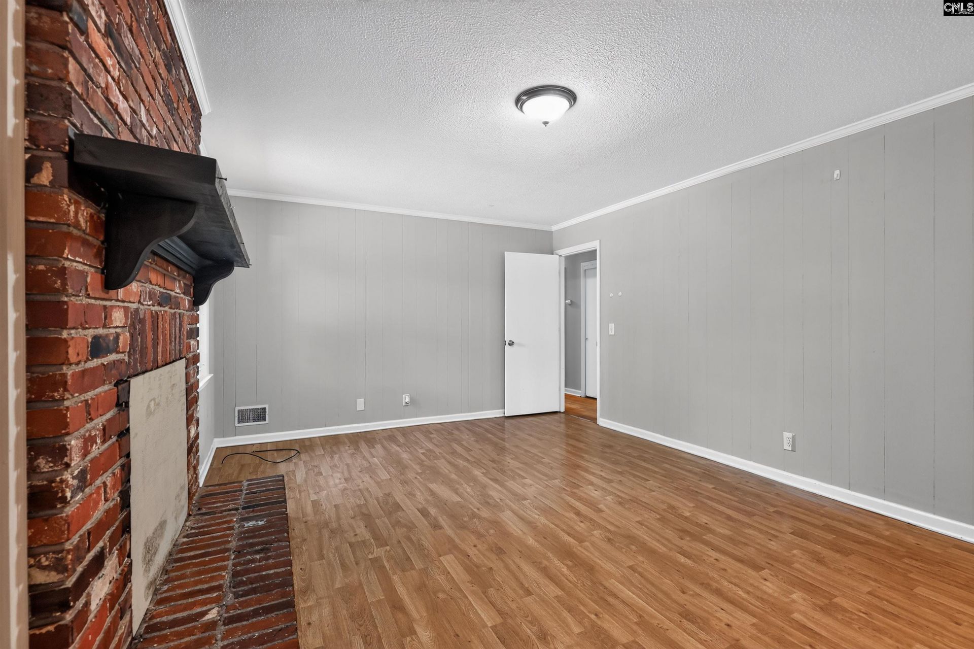 609 Westover Road Photo 32