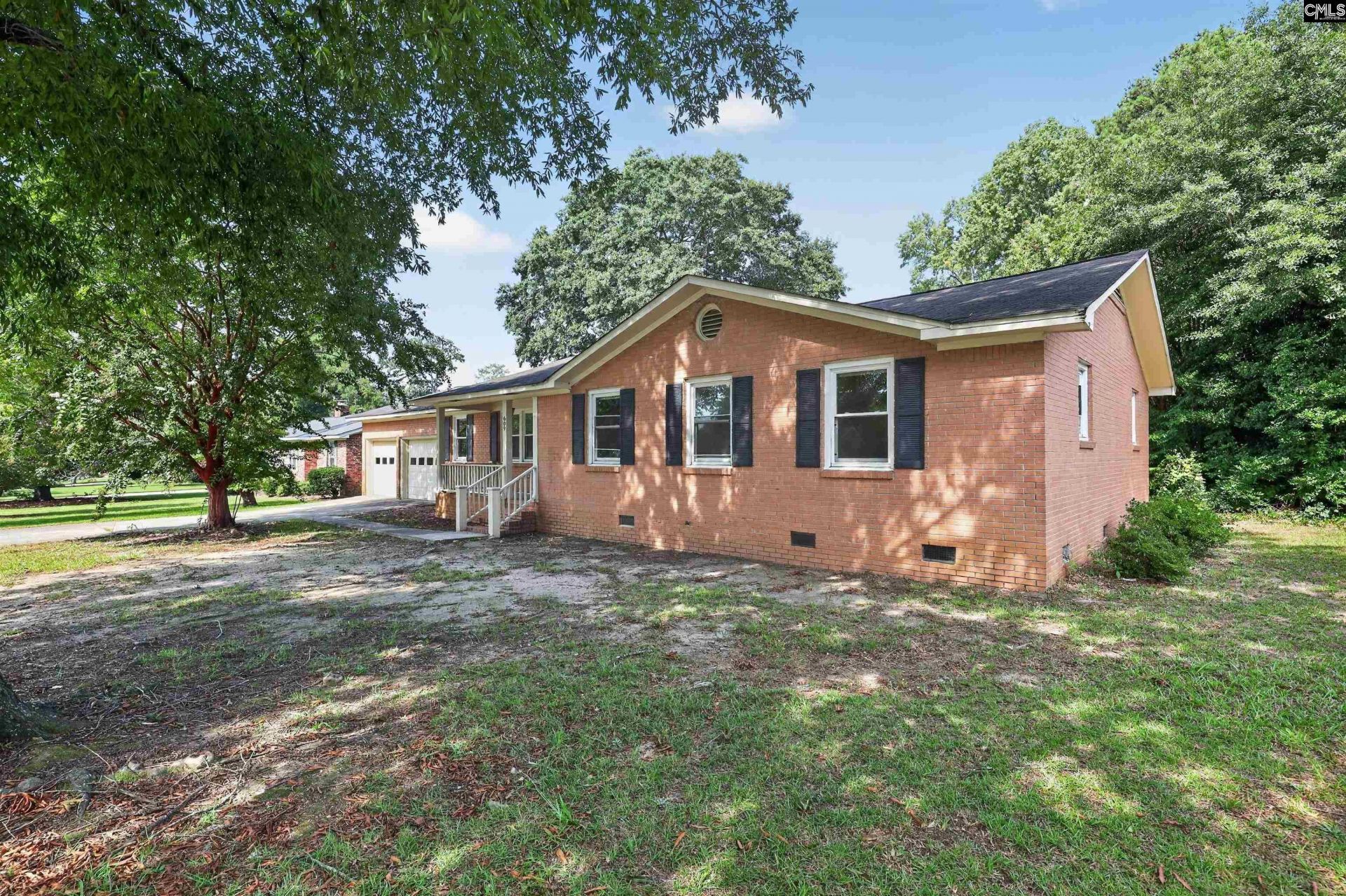 609 Westover Road Photo 5