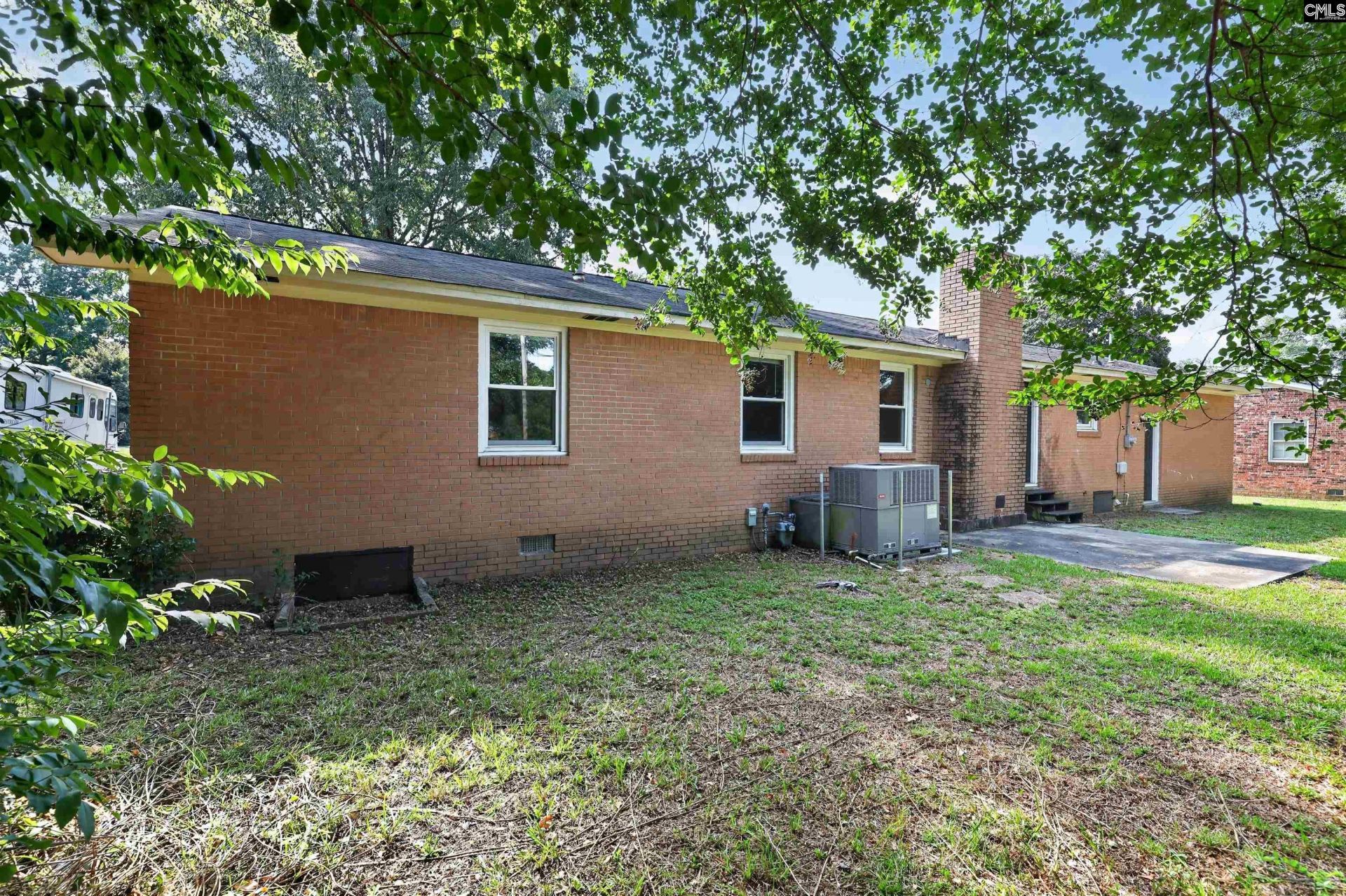 609 Westover Road Photo 7