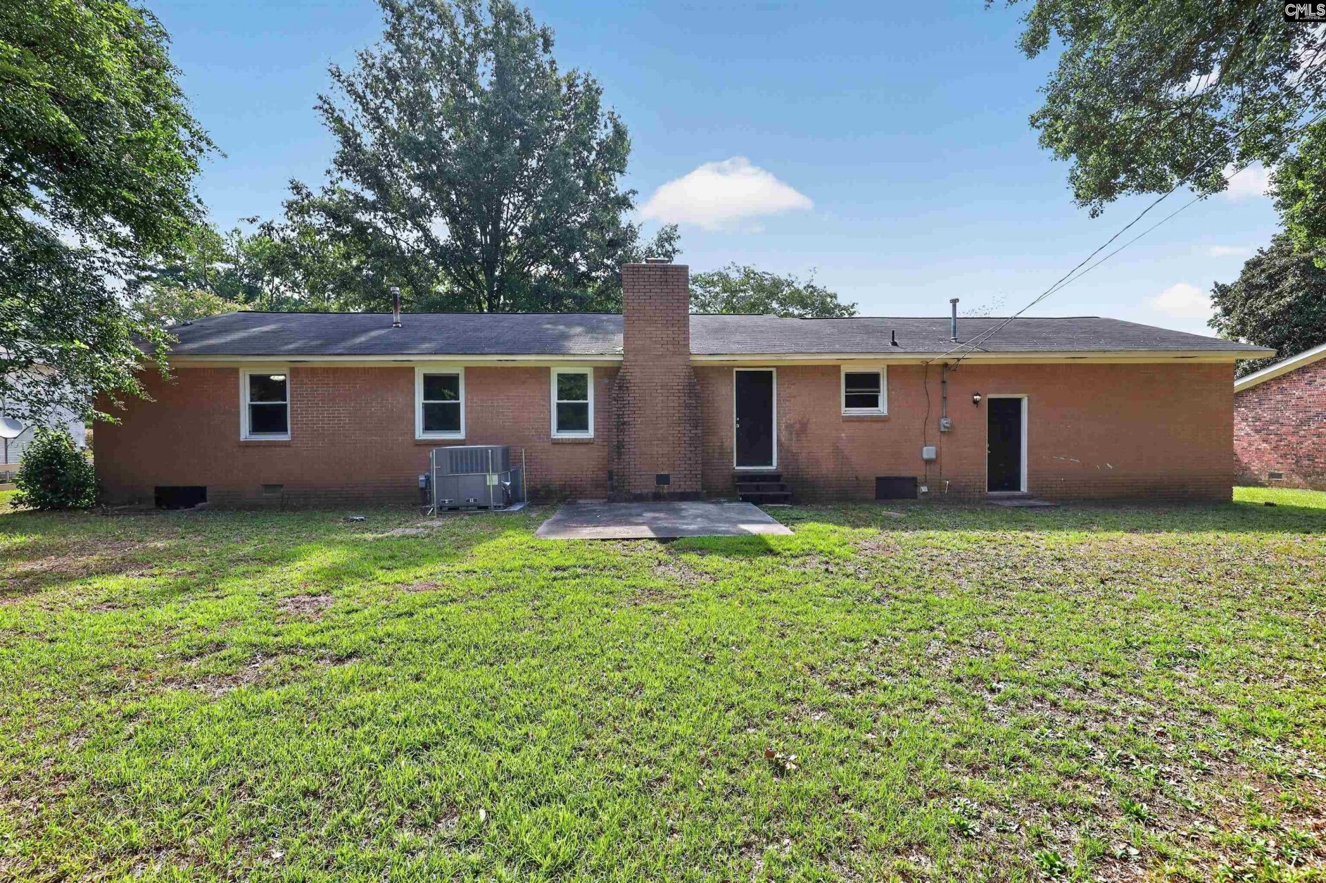 609 Westover Road Photo 8