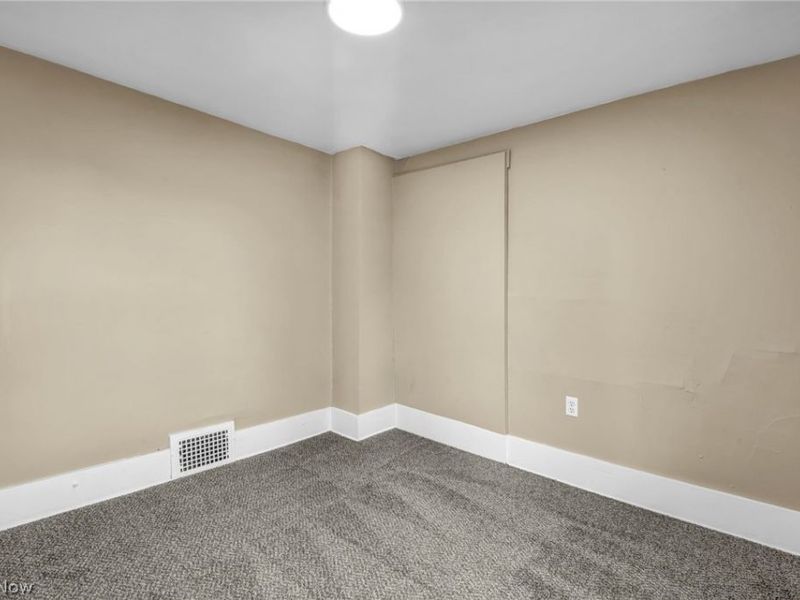 1270 Kentucky Avenue, Akron, OH 44314 Photo 18