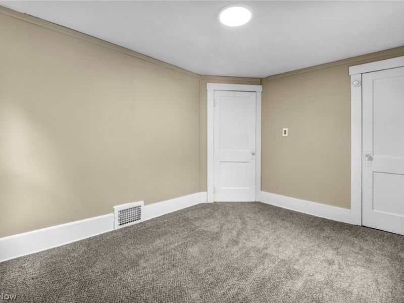 1270 Kentucky Avenue, Akron, OH 44314 Photo 22