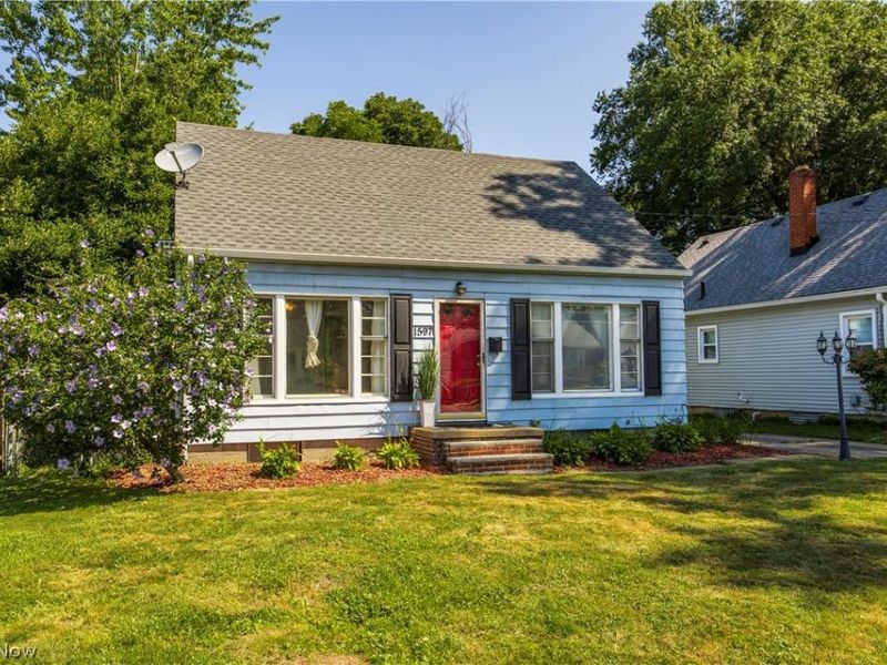 1597 Bond Street, Akron, OH 44313 Photo 2