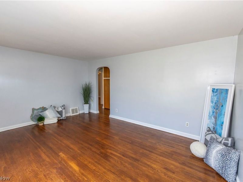 1597 Bond Street, Akron, OH 44313 Photo 20