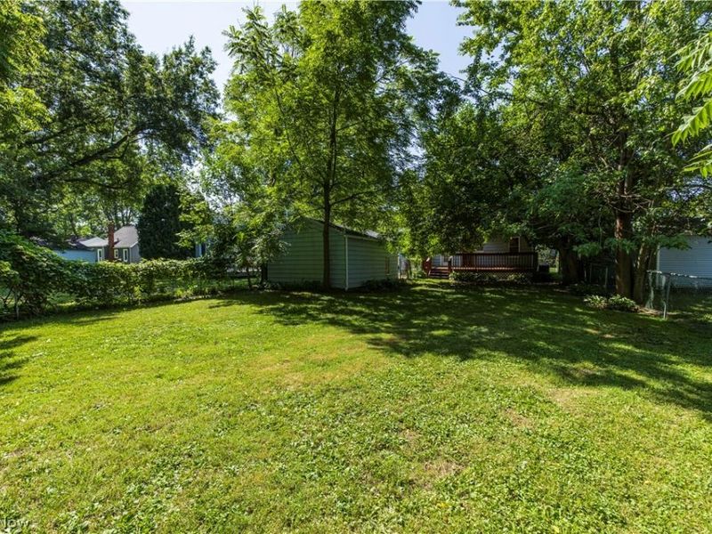 1597 Bond Street, Akron, OH 44313 Photo 39