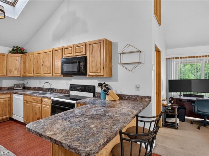 10550 Durkee Road, Grafton, OH 44044 Photo 9