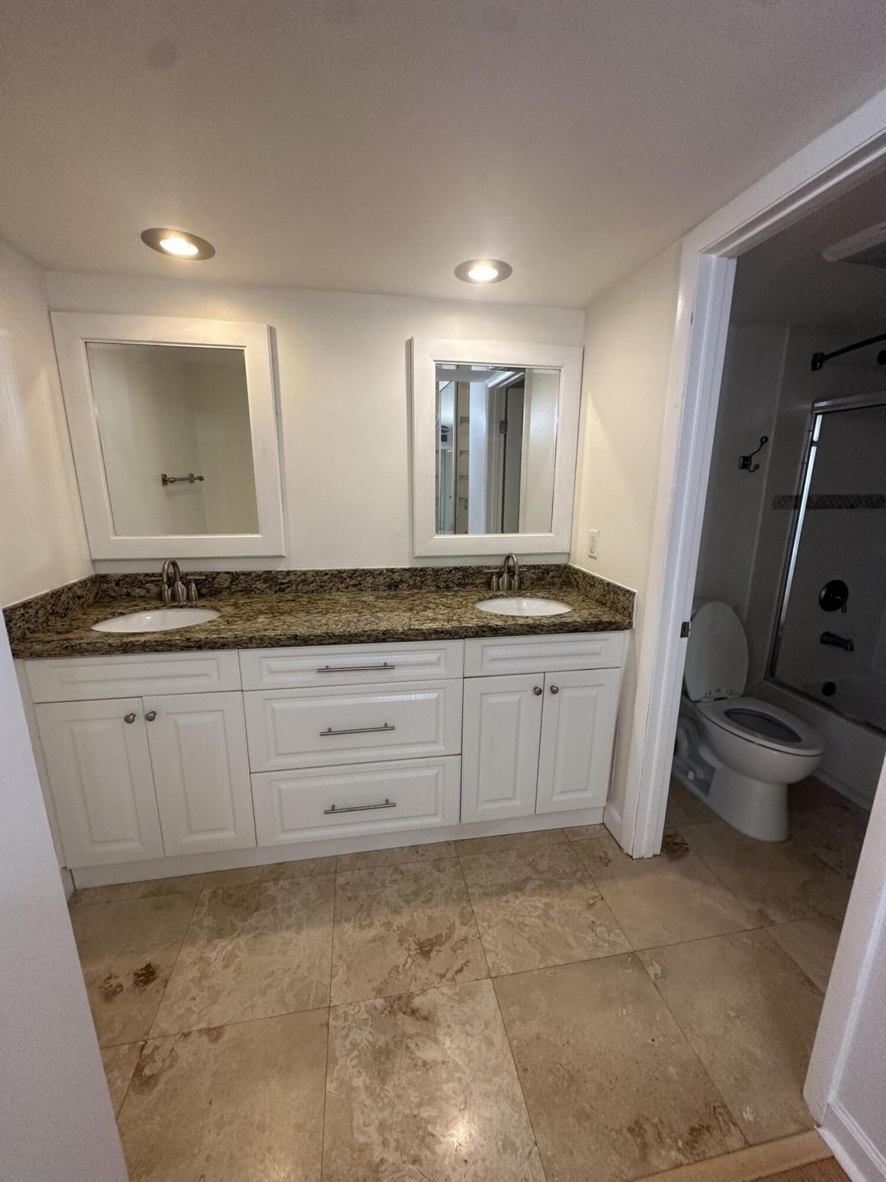 1700 Embassy Drive, Unit 606, West Palm Beach, FL 33401 Photo