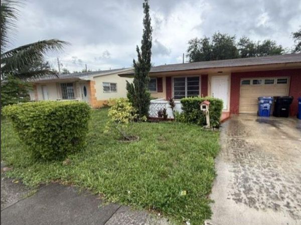 16980 N MIAMI Avenue, North Miami Beach, FL 33169