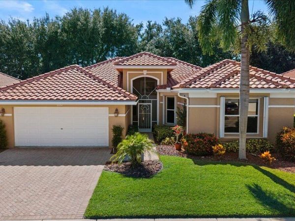 6634 JOG PALM Drive, Boynton Beach, FL 33437