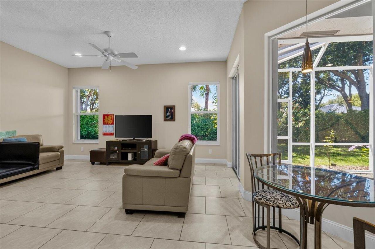 6634 Jog Palm Drive, Boynton Beach, FL 33437 Photo