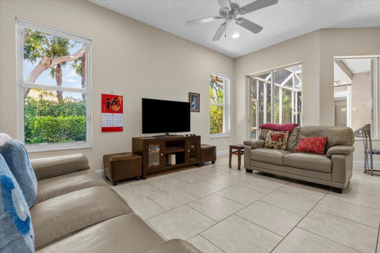 6634 Jog Palm Drive, Boynton Beach, FL 33437 Photo