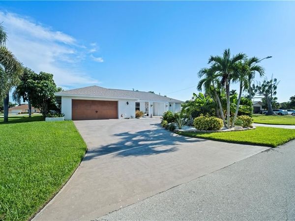 1220 SE 34th TER, CAPE CORAL, FL 33904