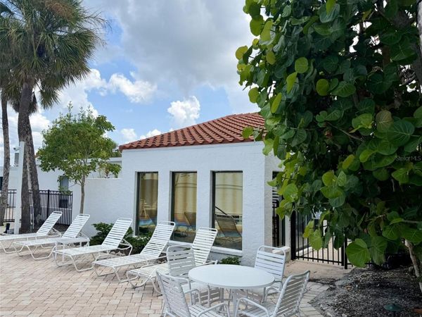 1585 TARPON CENTER DR , Unit 21, VENICE, FL 34285