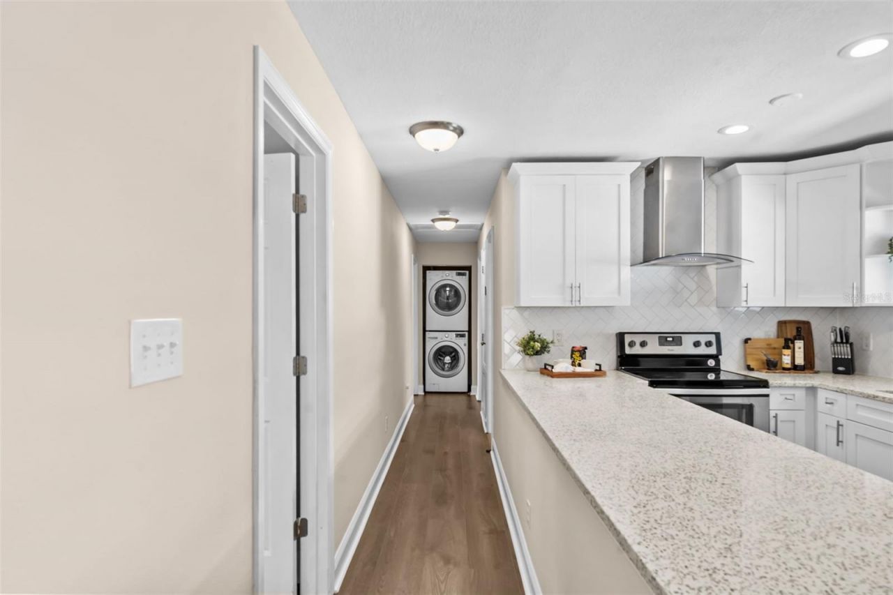 138 69th Avenue N, Saint Petersburg, FL 33702 Photo