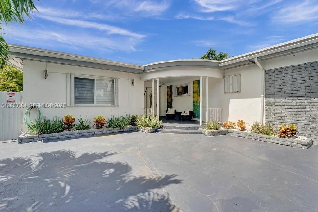 1750 71st St, Miami Beach, FL 33141 Photo