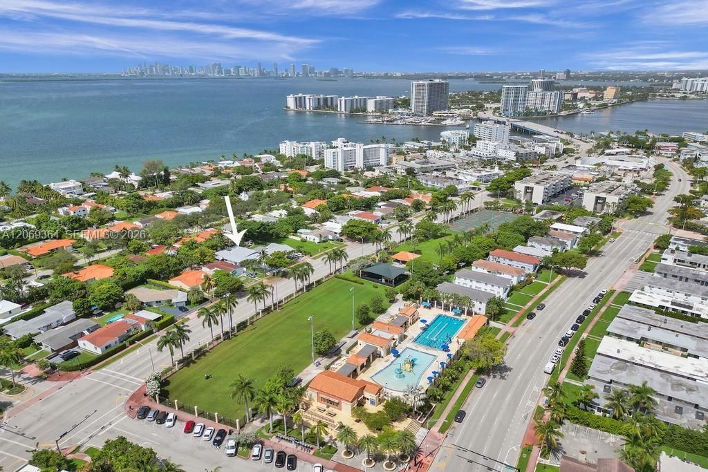 1750 71st St, Miami Beach, FL 33141 Photo