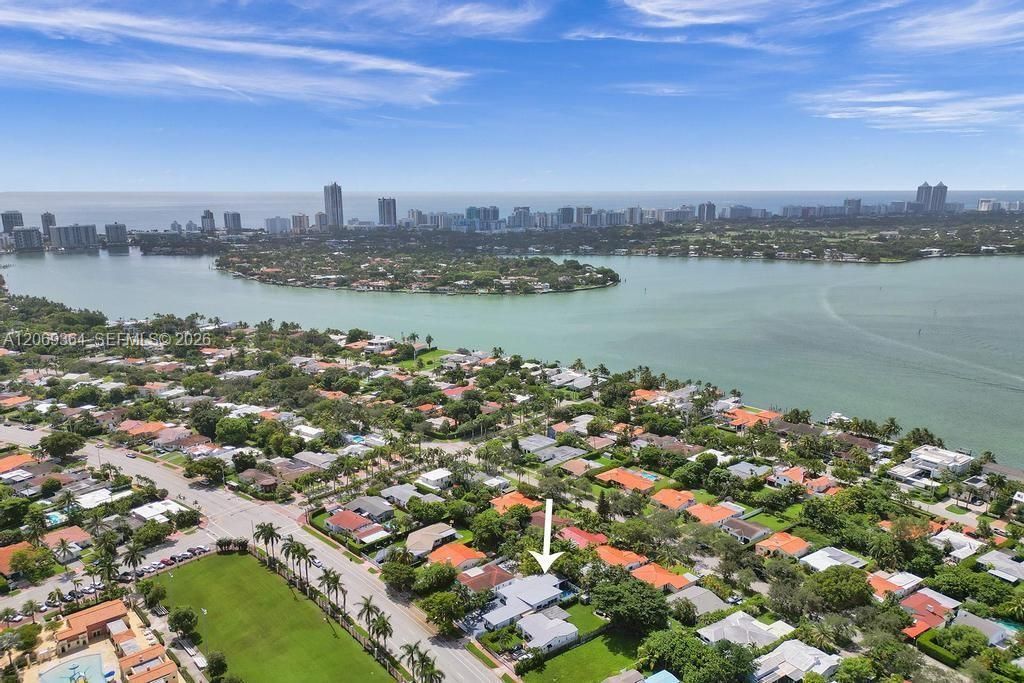 1750 71st St, Miami Beach, FL 33141 Photo