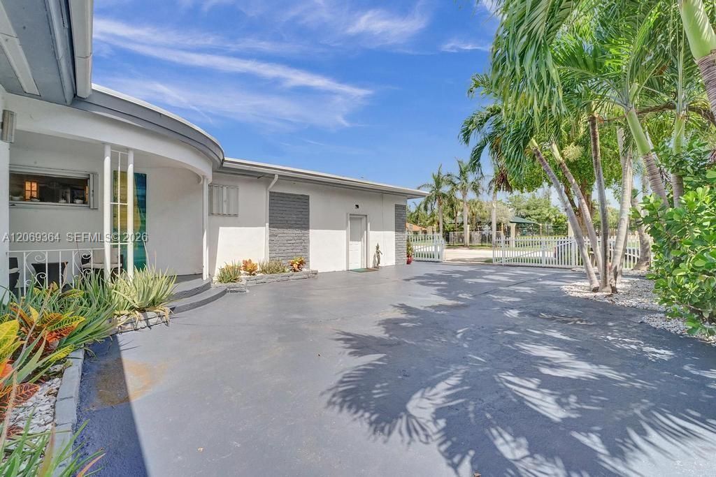 1750 71st St, Miami Beach, FL 33141 Photo