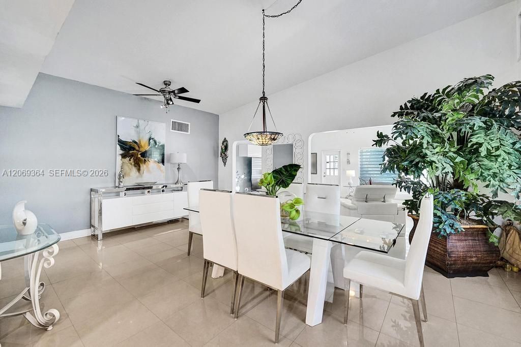 1750 71st St, Miami Beach, FL 33141 Photo