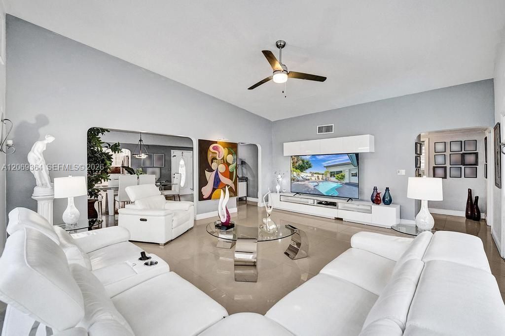 1750 71st St, Miami Beach, FL 33141 Photo