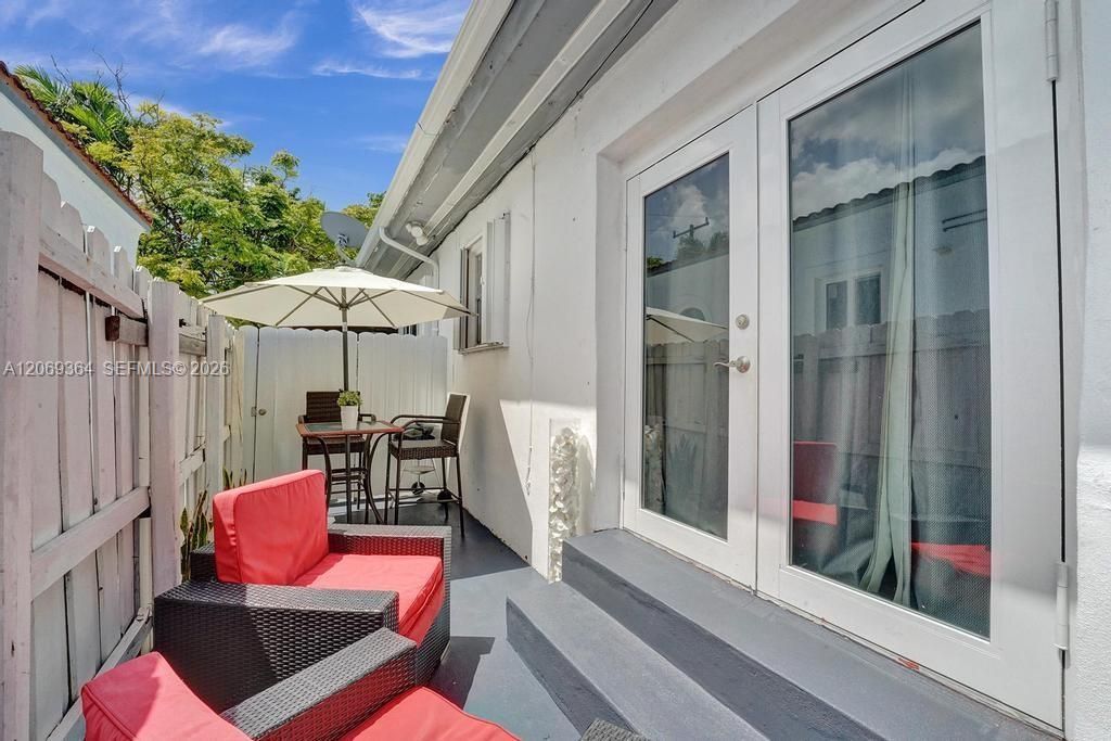 1750 71st St, Miami Beach, FL 33141 Photo