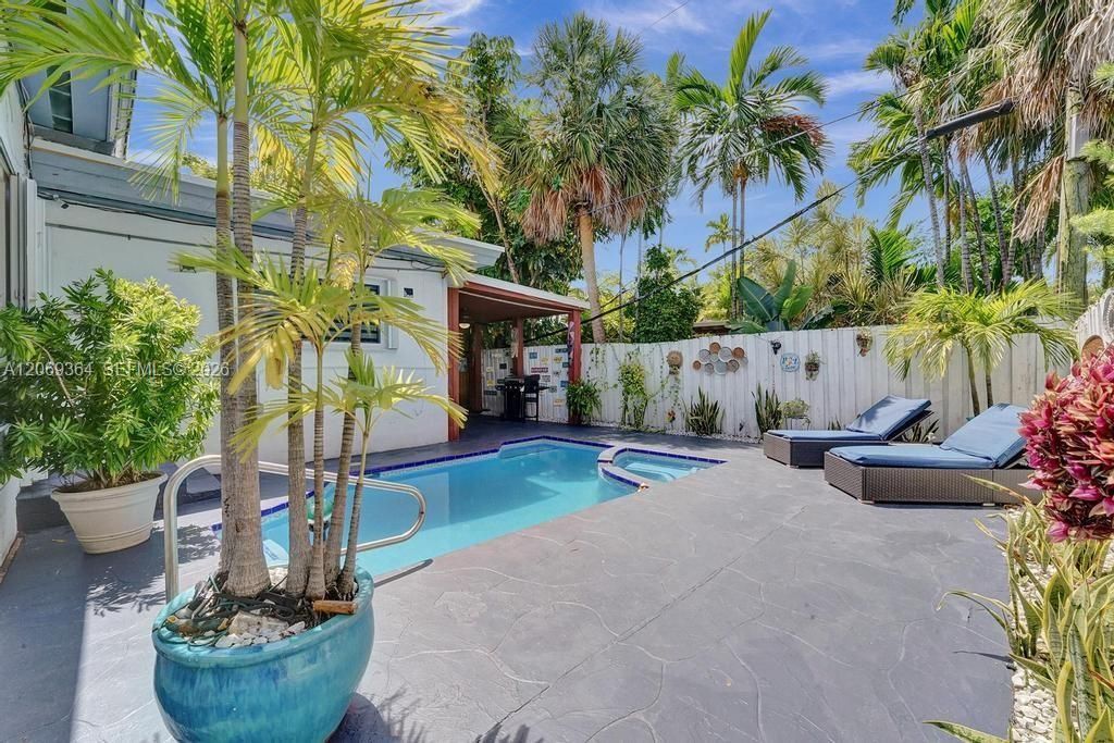 1750 71st St, Miami Beach, FL 33141 Photo