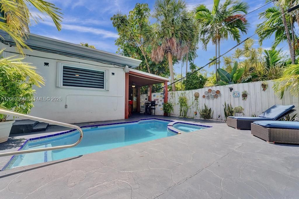 1750 71st St, Miami Beach, FL 33141 Photo