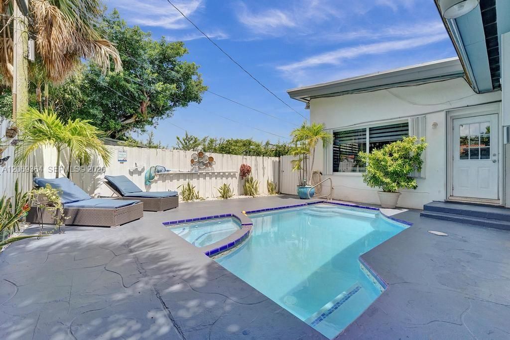 1750 71st St, Miami Beach, FL 33141 Photo