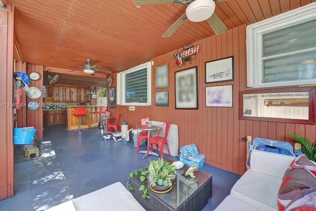 1750 71st St, Miami Beach, FL 33141 Photo