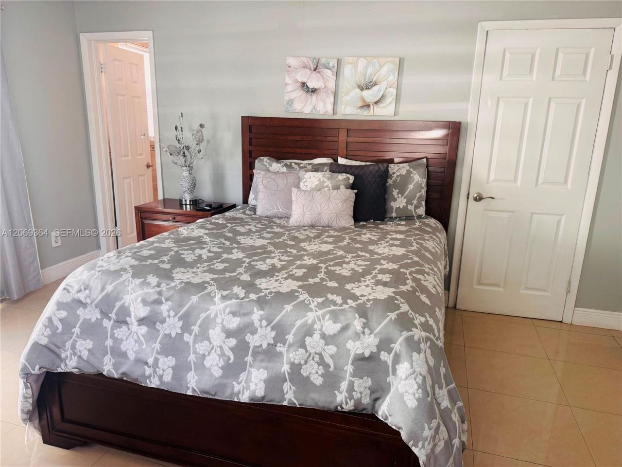 1750 71st St, Miami Beach, FL 33141 Photo