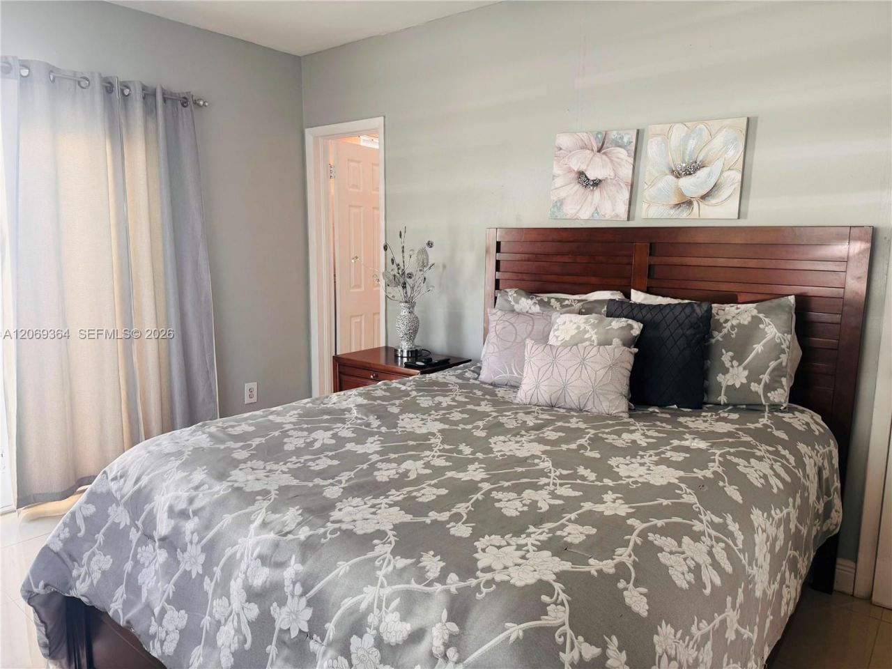 1750 71st St, Miami Beach, FL 33141 Photo