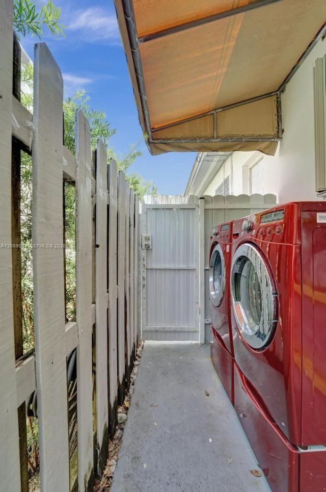 1750 71st St, Miami Beach, FL 33141 Photo