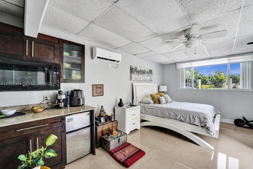1750 71st St, Miami Beach, FL 33141 Photo