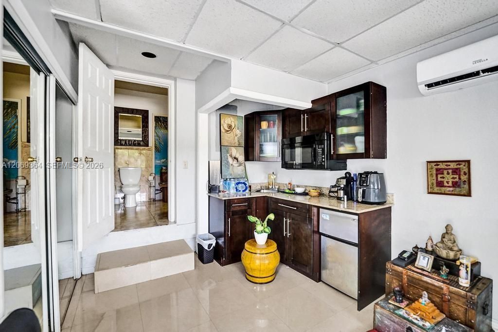 1750 71st St, Miami Beach, FL 33141 Photo