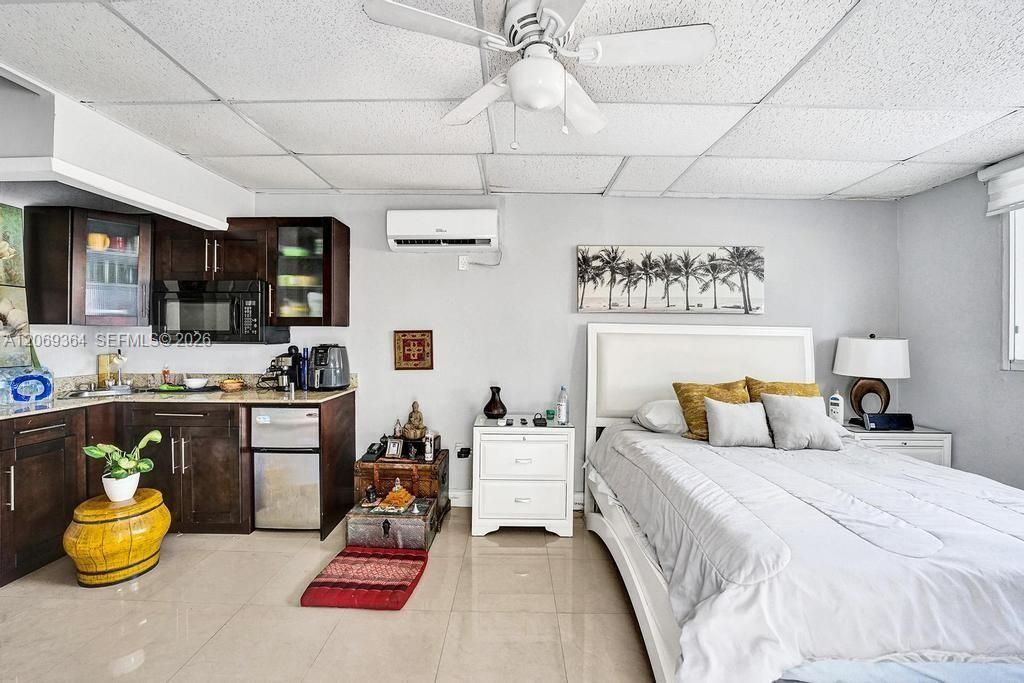 1750 71st St, Miami Beach, FL 33141 Photo