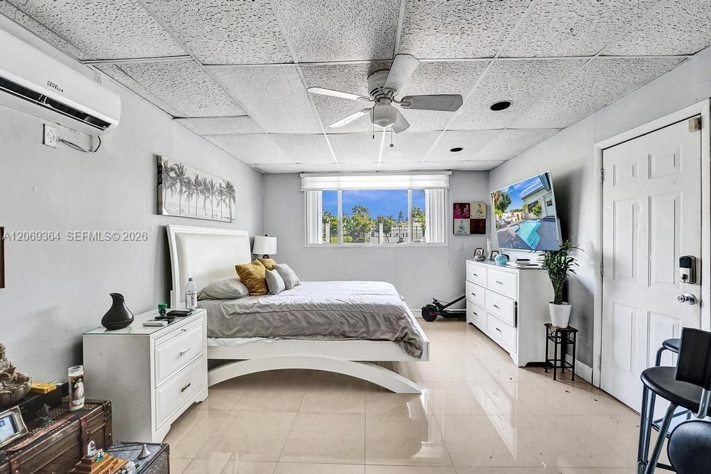 1750 71st St, Miami Beach, FL 33141 Photo