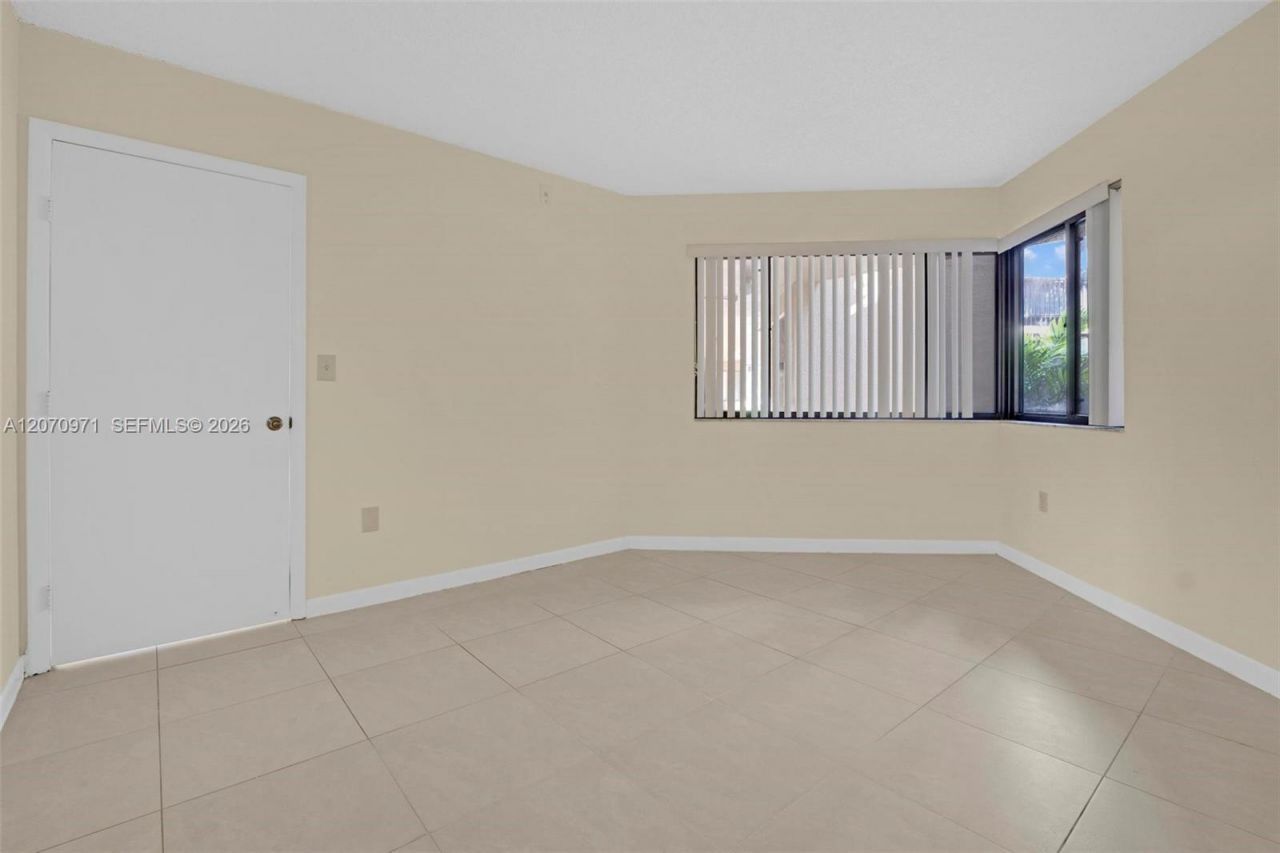 15545 N Miami Lakeway N , Unit 106, Miami Lakes, FL 33014 Photo