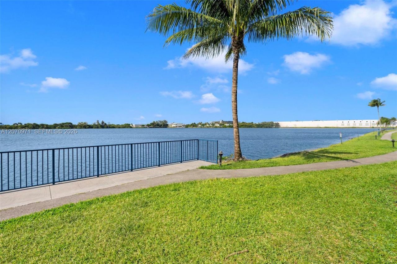 15545 N Miami Lakeway N , Unit 106, Miami Lakes, FL 33014 Photo