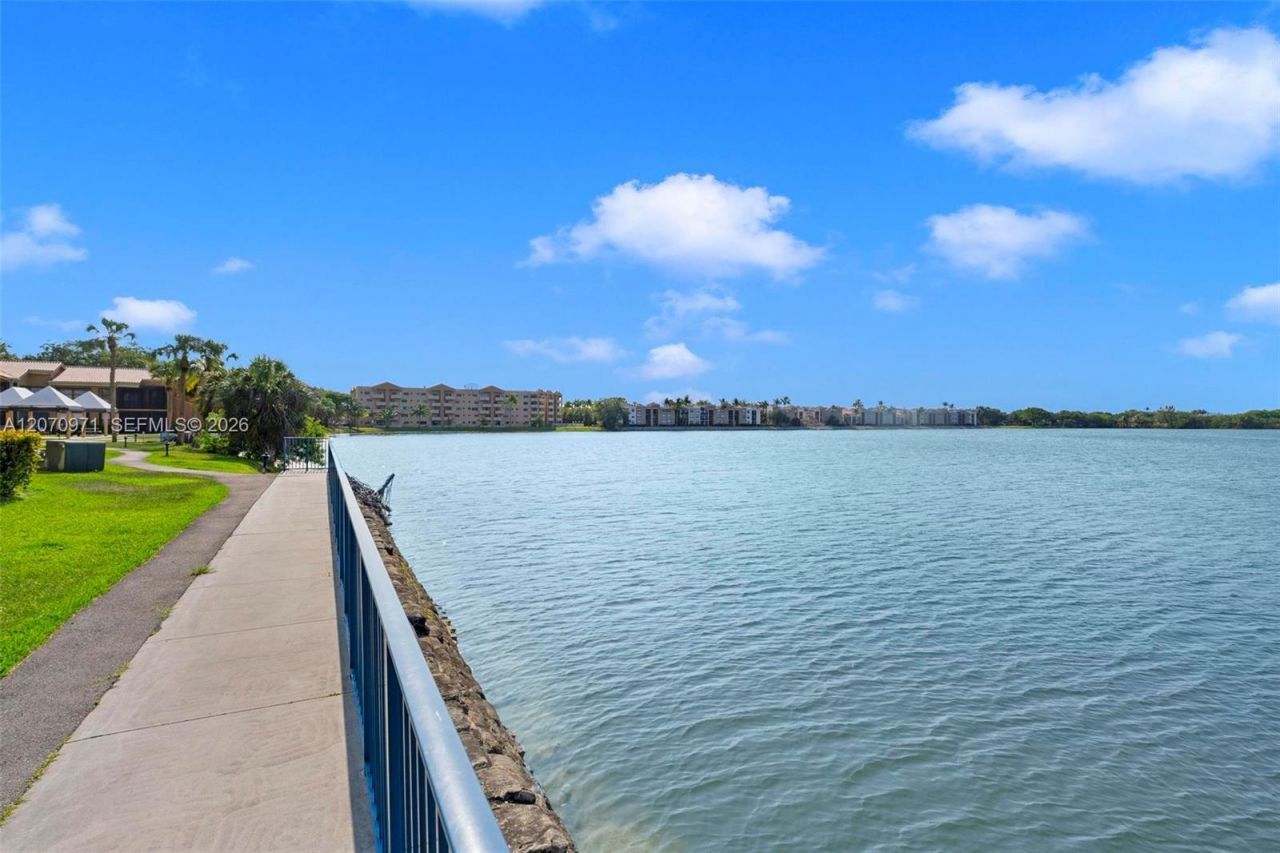 15545 N Miami Lakeway N , Unit 106, Miami Lakes, FL 33014 Photo