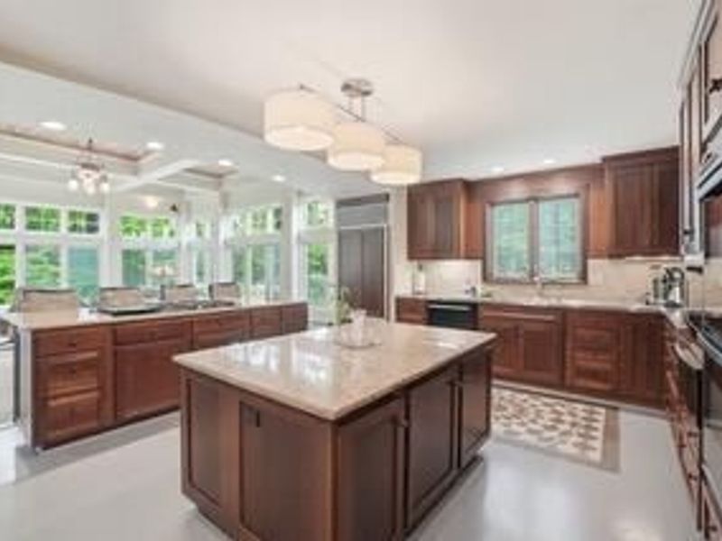 326 College Street , Urbana, OH 43078 Photo 12