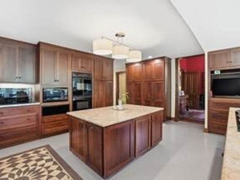 326 College Street , Urbana, OH 43078 Photo 9