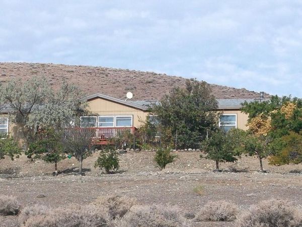 7155 Annetta Street, Silver Springs, NV 89429
