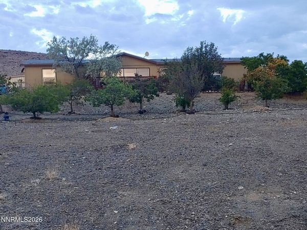 7155 Annetta Street, Silver Springs, NV 89429