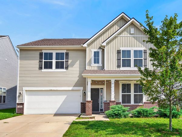 2462 Creekland Drive , Columbus, IN 47201