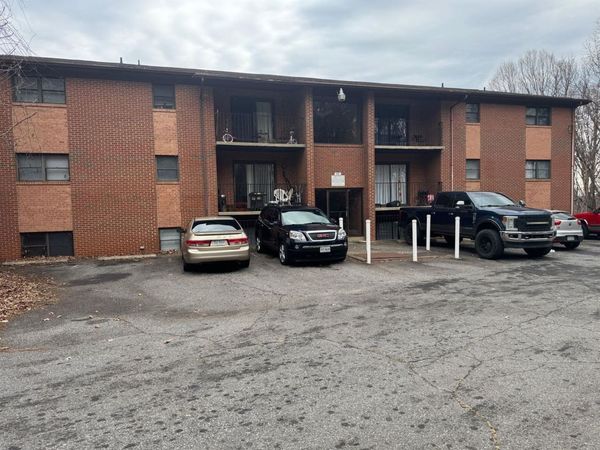 45 Vera DR , Unit Apt 4, Collinsville, VA 24078