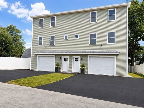 28 Quigley Ave, Unit 28, Chelmsford, MA 01863
