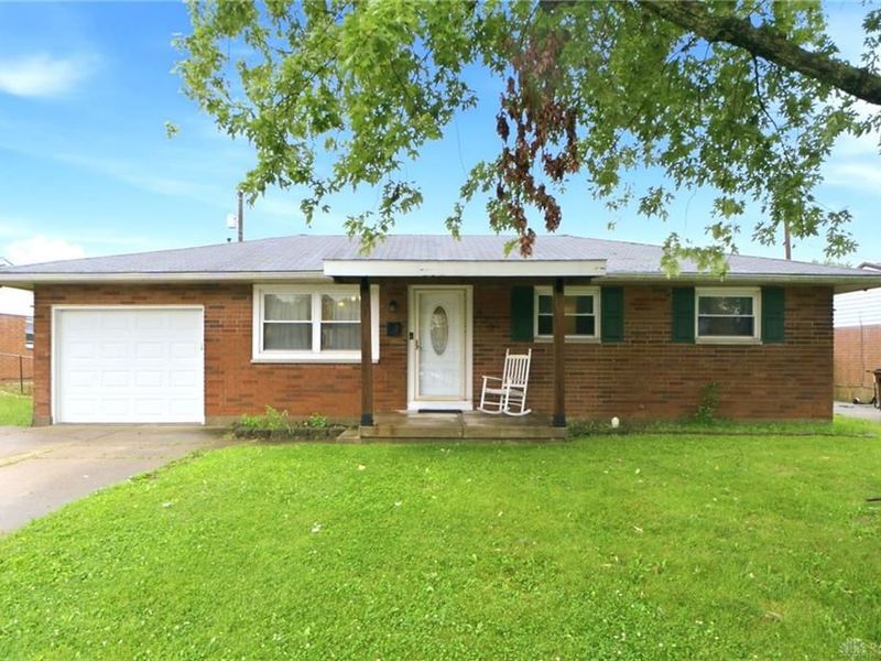 623 S Sunset Drive, Piqua, OH 45356 Photo 1