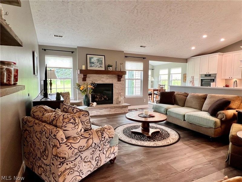 2989 Island Creek Drive, Medina, OH 44256 Photo 3